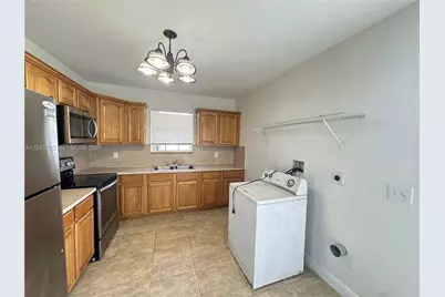 2235 Farragut St, Hollywood, FL 33020 - Photo 6