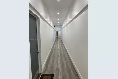 1895 SW 22nd #5, Miami, FL 33145 - Photo 2