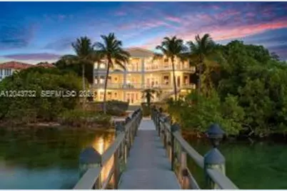 104 Coastal Dr, Key Largo, FL 33037 - Photo 54