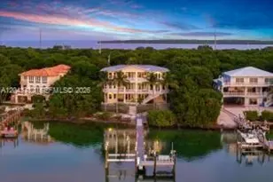 104 Coastal Dr, Key Largo, FL 33037 - Photo 1