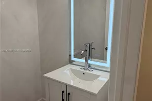 300 Bayview Dr, Sunny Isles Beach, FL 33160 - Photo 6