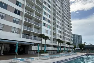 300 Bayview Dr, Sunny Isles Beach, FL 33160 - Photo 8