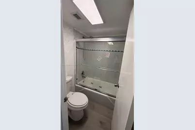300 Bayview Dr #211, Sunny Isles Beach, FL 33160 - Photo 6