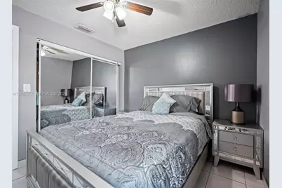 7581 W 29th Way, Hialeah, FL 33018 - Photo 16
