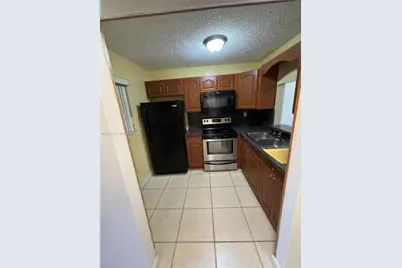 365 NE 125th St #301, North Miami, FL 33161 - Photo 6