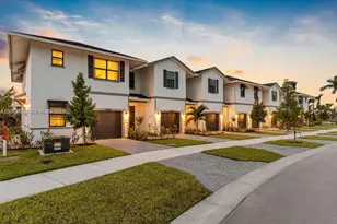 13138 Valletta Way, Port Saint Lucie, FL 34987 - Photo 1