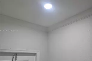 8215 SW 27th St, Miramar, FL 33025 - Photo 10