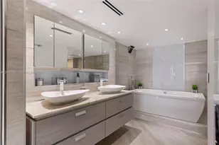 6061 Collins Ave, Miami Beach, FL 33140 - Photo 4