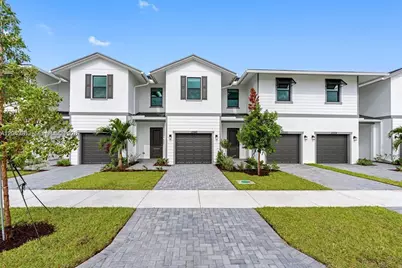 13138 Valletta Way #21-211, Port Saint Lucie, FL 34987 - Photo 2