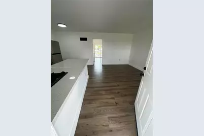 1255 W 49th Pl #E205, Hialeah, FL 33012 - Photo 1