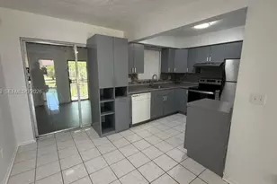 5425 NW 16th Ct, Lauderhill, FL 33313 - Photo 6