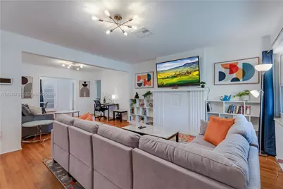 820 SW 26th Rd, Miami, FL 33129 - Photo 8