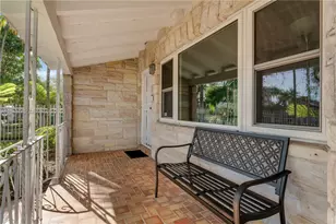 820 SW 26th Rd, Miami, FL 33129 - Photo 26