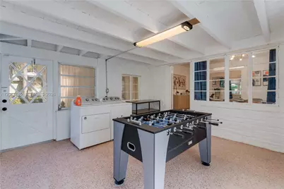820 SW 26th Rd, Miami, FL 33129 - Photo 24