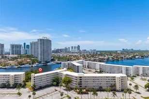 2930 Point E Dr, Aventura, FL 33160 - Photo 24