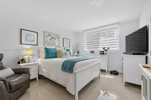 2930 Point E Dr, Aventura, FL 33160 - Photo 14