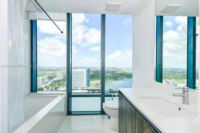 3131 NE 7th Ave #4406, Miami, FL 33137 - Photo 18