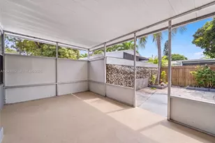 2360 SW 2nd St, Miami, FL 33135 - Photo 20