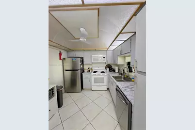 400 NE 12th Ave #306, Hallandale Beach, FL 33009 - Photo 4