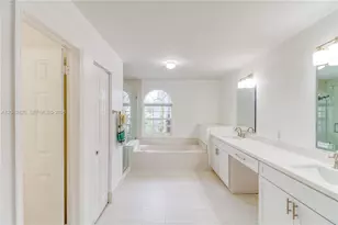 1473 SW 158th Ave, Pembroke Pines, FL 33027 - Photo 40