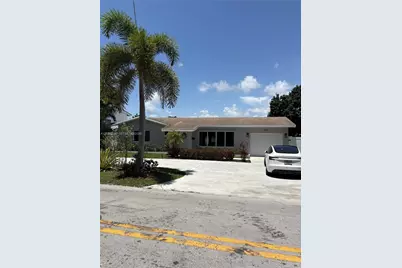 3397 NE 20th Ave, Oakland Park, FL 33306 - Photo 2