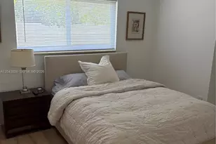 3397 NE 20th Ave, Oakland Park, FL 33306 - Photo 10