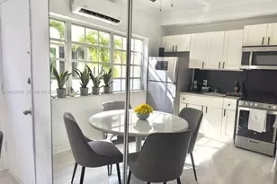 836 10th St, Miami Beach, FL 33139 - Photo 6