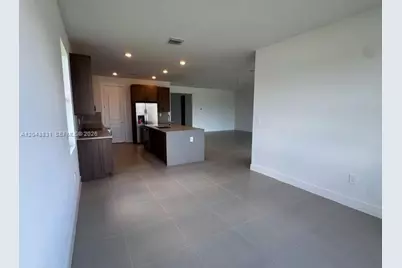 10130 Bahia Drive, Cutler Bay, FL 33189 - Photo 4