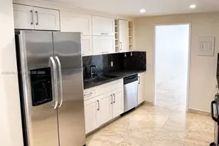 5255 Collins Ave, Miami Beach, FL 33140 - Photo 12