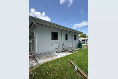 1301 NE 110th St #3, Miami, FL 33161 - Photo 8