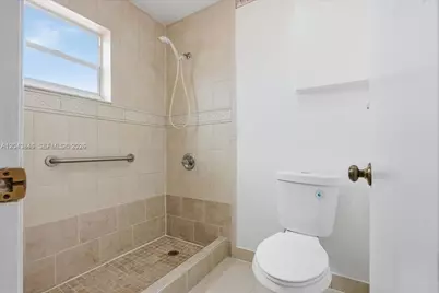 10528 SW 69th Ter, Miami, FL 33173 - Photo 28