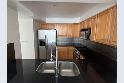20335 W Country Club Dr #2210, Aventura, FL 33180 - Photo 6