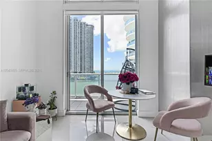 300 S Biscayne Blvd, Miami, FL 33131 - Photo 12