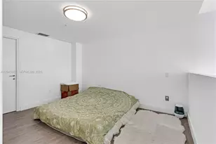 300 S Biscayne Blvd, Miami, FL 33131 - Photo 14