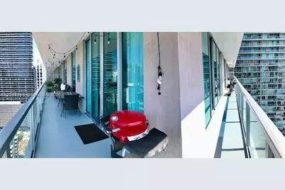 1111 SW 1st Ave #3225, Miami, FL 33130 - Photo 14
