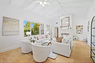 1056 Harrison St, Hollywood, FL 33019 - Photo 4