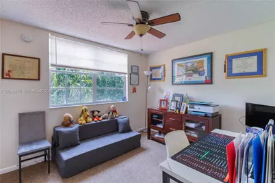 11415 Lakeview Dr #2-D, Coral Springs, FL 33071 - Photo 32