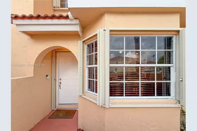 11415 Lakeview Dr #2-D, Coral Springs, FL 33071 - Photo 4