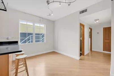 305 Jefferson Ave #2, Miami Beach, FL 33139 - Photo 18