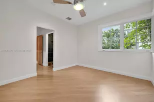 305 Jefferson Ave, Miami Beach, FL 33139 - Photo 8
