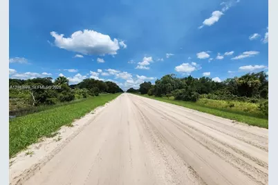 18611 NW 304 St, Okeechobee, FL 34972 - Photo 8