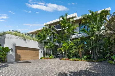 58 La Gorce Cir, Miami Beach, FL 33141 - Photo 2