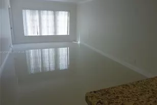 3200 N Palm Aire Dr, Pompano Beach, FL 33069 - Photo 6