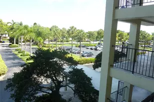 3200 N Palm Aire Dr, Pompano Beach, FL 33069 - Photo 30