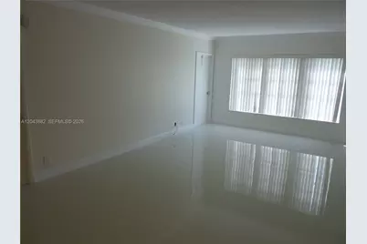 3200 N Palm Aire Dr #305, Pompano Beach, FL 33069 - Photo 8