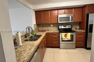 1100 NE 191st St, Miami, FL 33179 - Photo 2