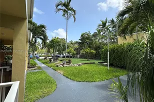 2536 Van Buren St, Hollywood, FL 33020 - Photo 38