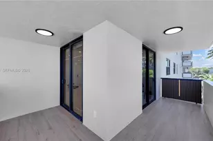 1623 Collins Ave, Miami Beach, FL 33139 - Photo 4