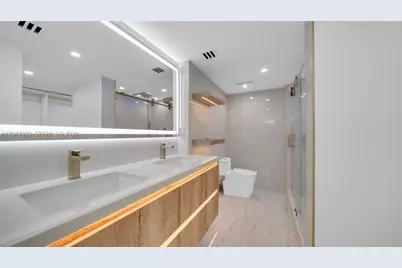 1623 Collins Ave #415, Miami Beach, FL 33139 - Photo 26