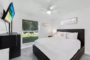 1318 Bayport Ave, Marco Island, FL 34145 - Photo 16